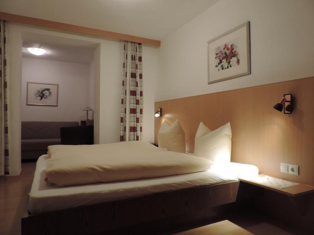 Apartments Alpenrose เฟลียร์ช ภายนอก รูปภาพ